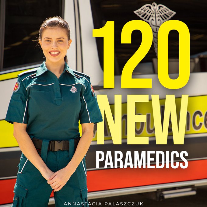 AMBULANCE HEROES – PARAMEDIC ACTION FIGURE