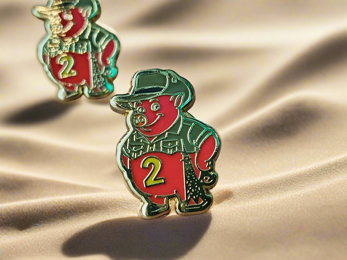 2 SIGNAL REGIMENT – “2 PIG” HARD ENAMEL PIN