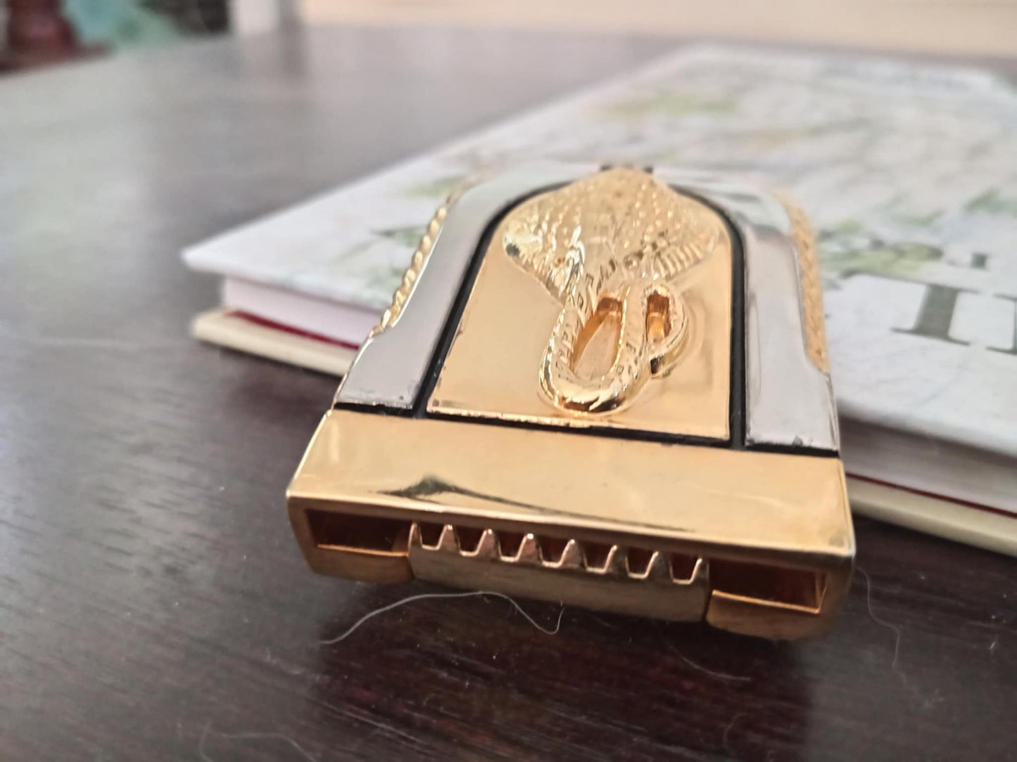 STINGRAY BELT BUCKLE – SOLID METAL, GOLD & SILVER FINISH