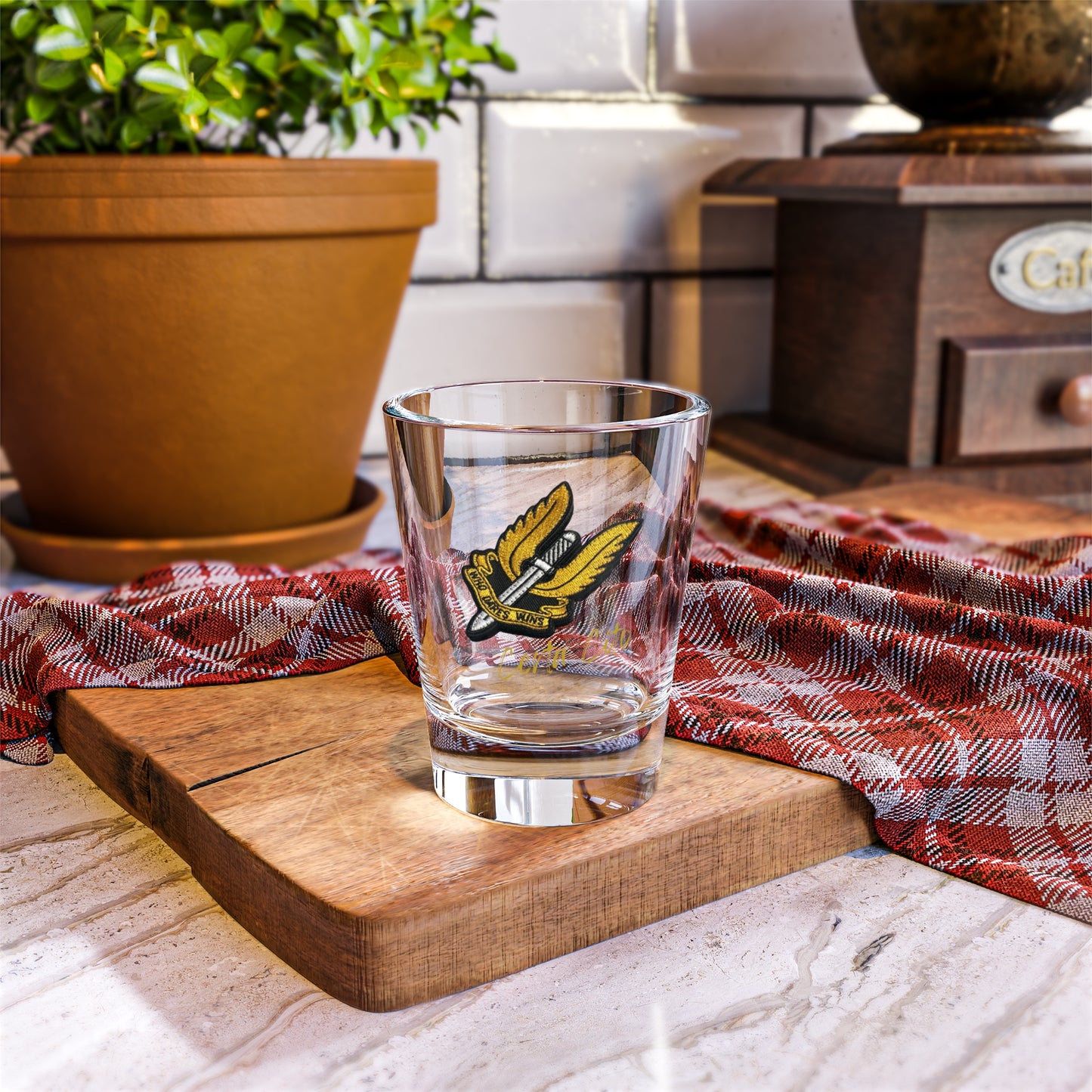 152 Signal Squadron SAS – Who Dares Wins - Shot Glass